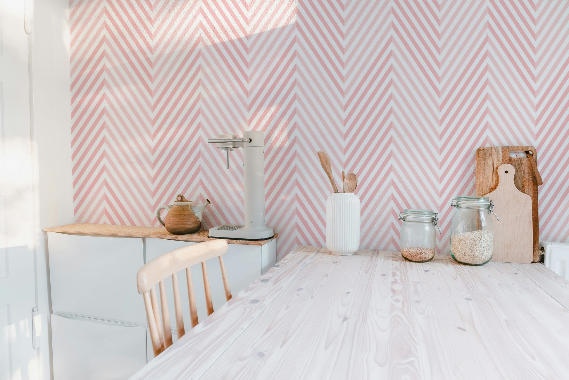 Vibrant chevron striped wallpaper for decor.