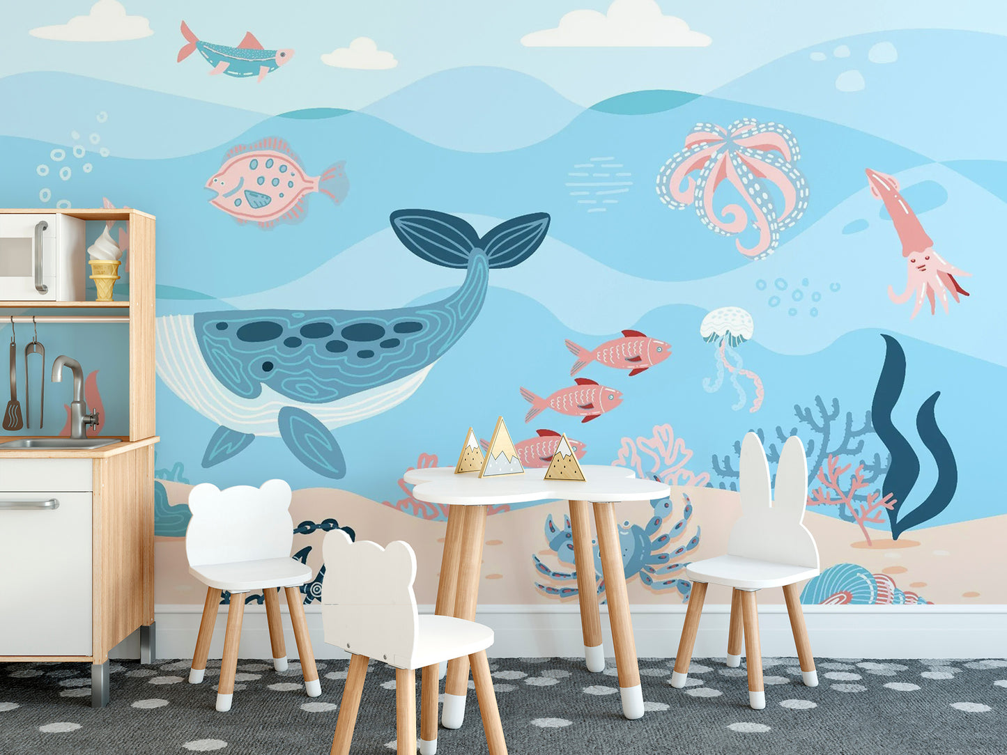 Stunning Underwater Fish Wallpaper for Interiors