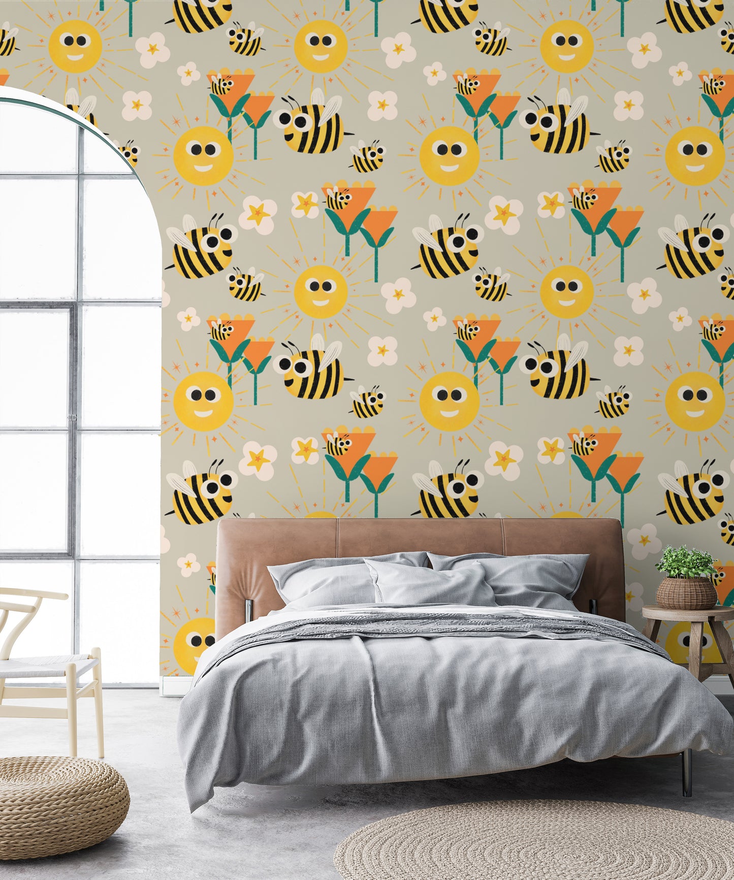 Cute bees and sunny motifs for cheerful walls
