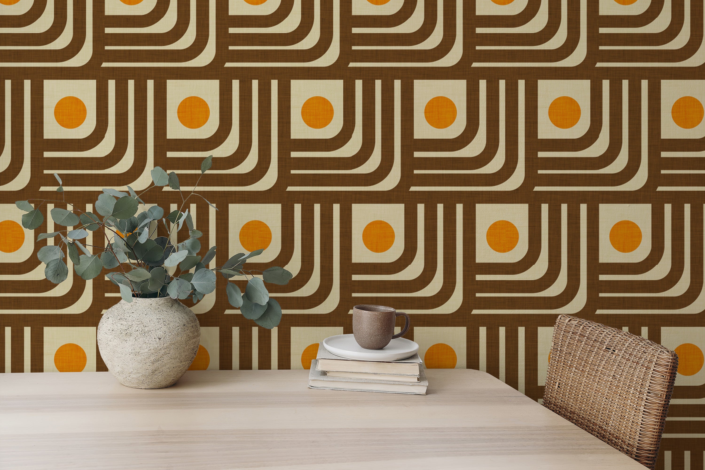 Vintage 70s Curve Lines Brown Orange Wallpaper