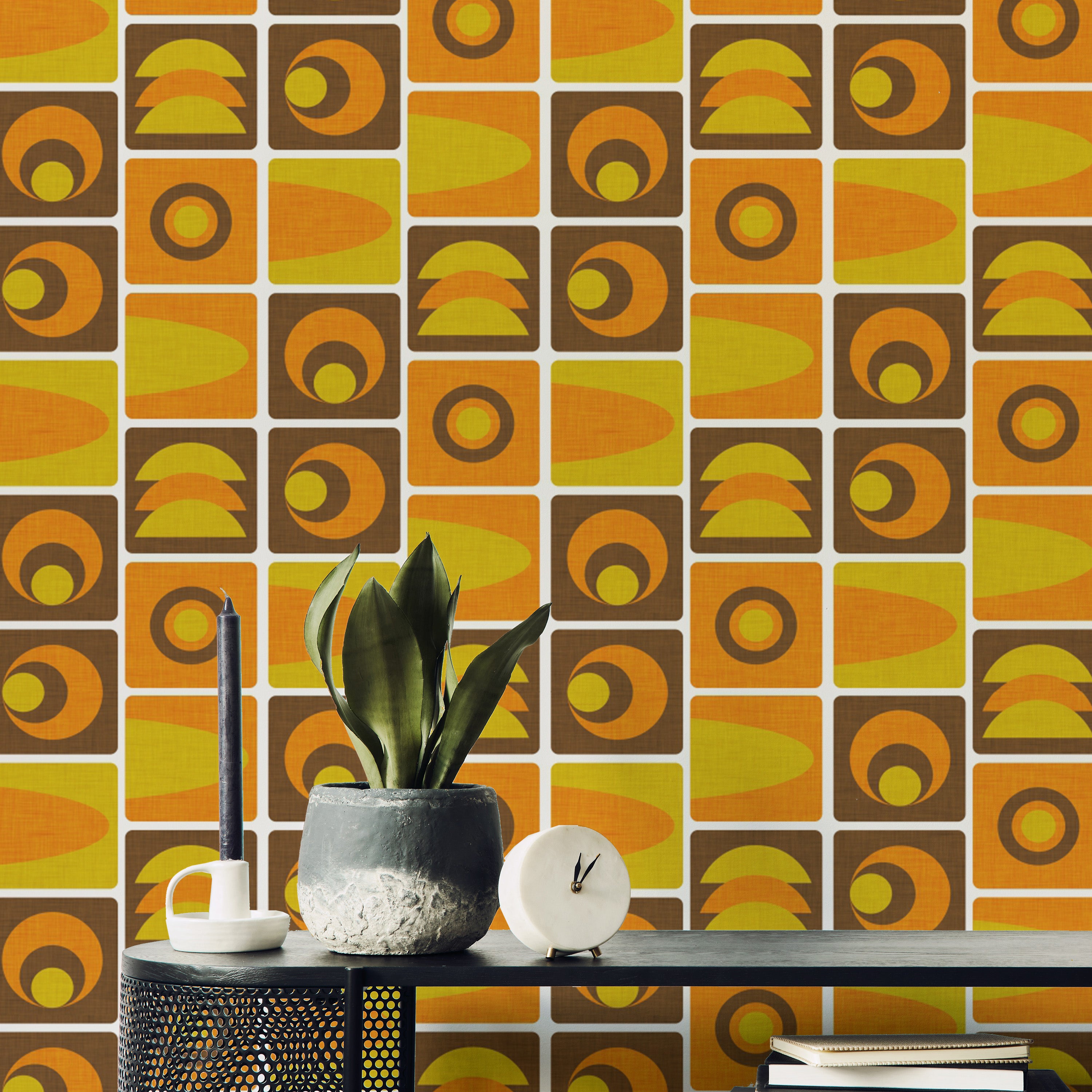 70s-inspired Cube Geo Brown Wallpaper design