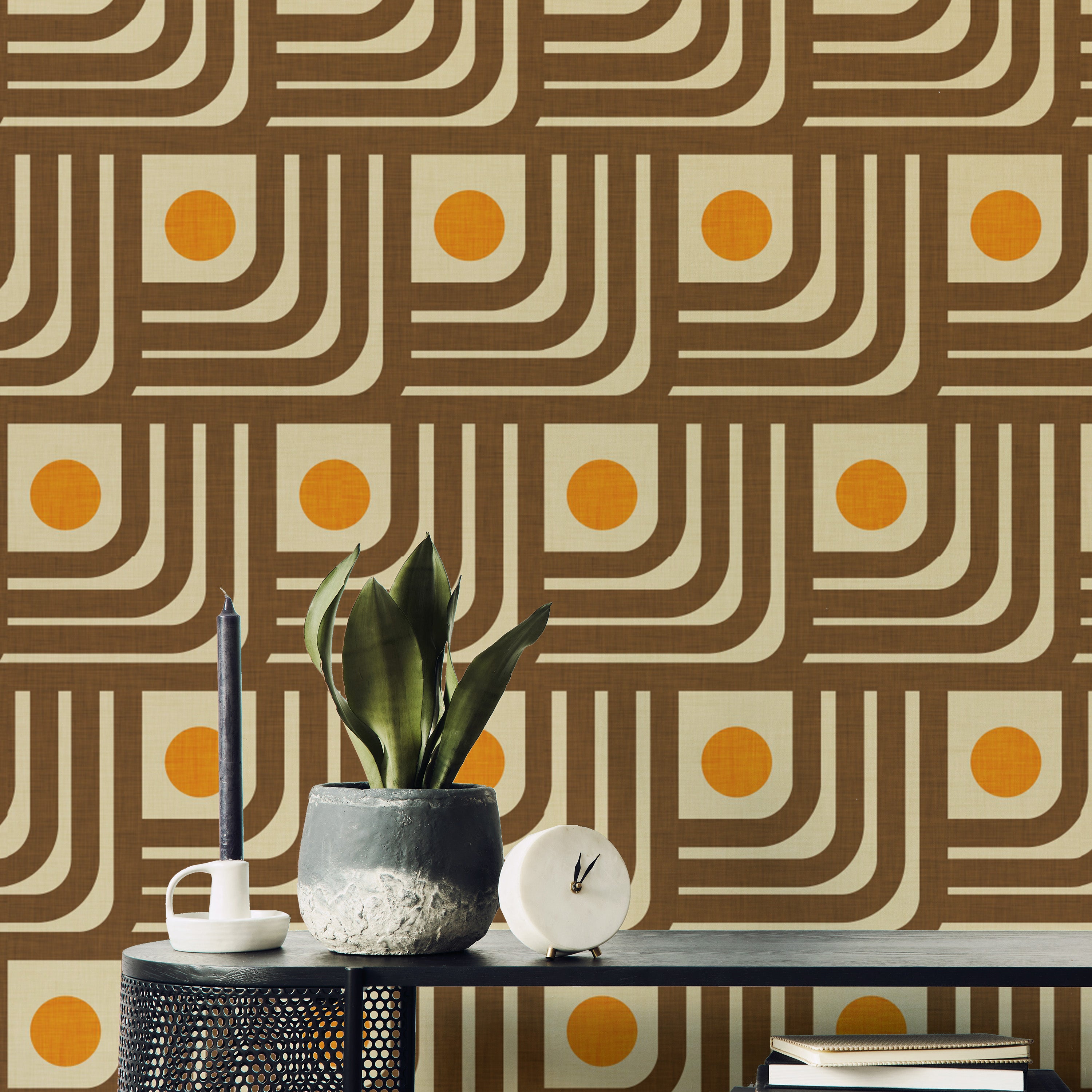 Retro chic 70s Curve Lines Brown Orange Wallpaper