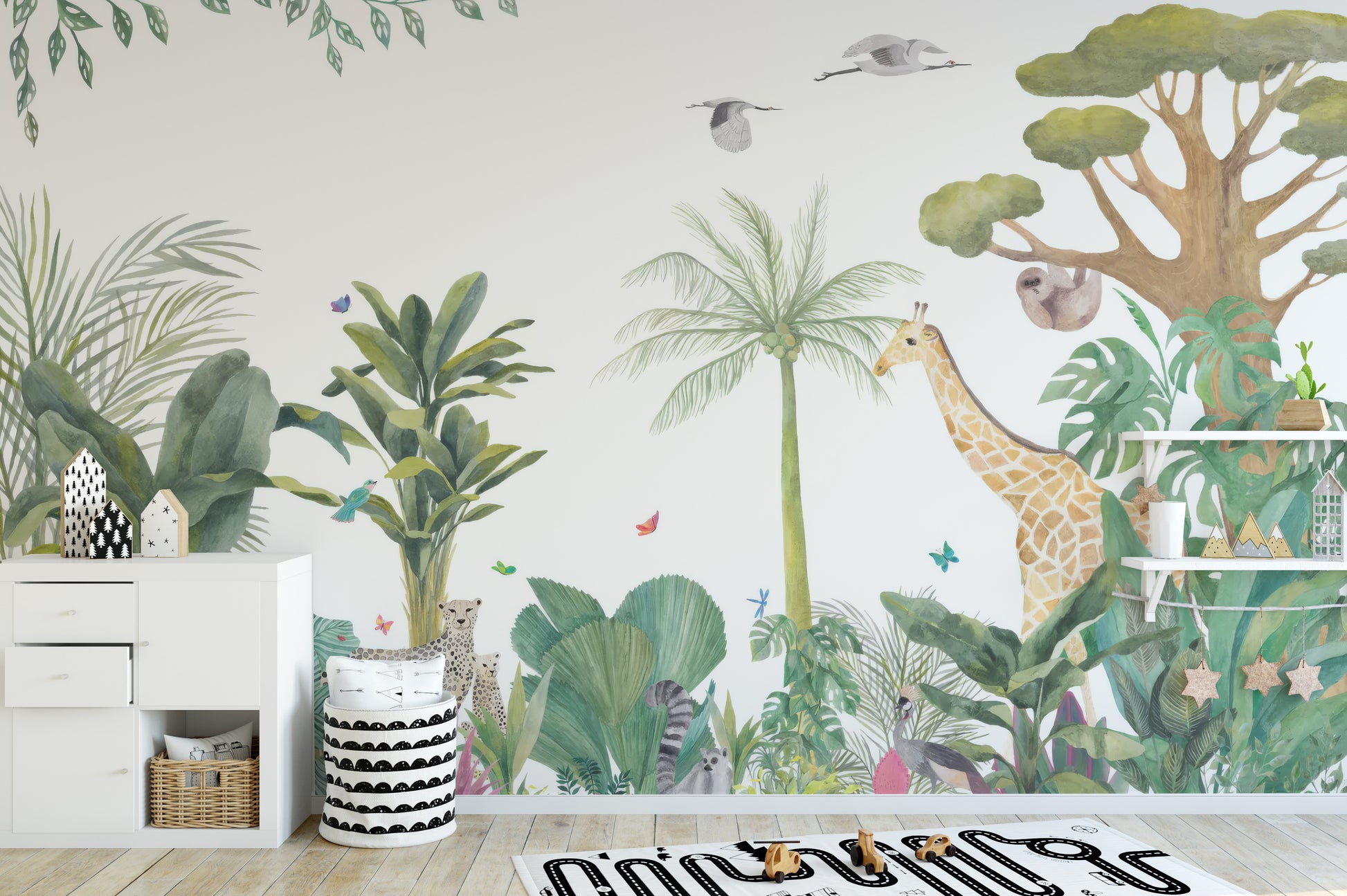 Beautiful tropical wallpaper with palm and floral accents.